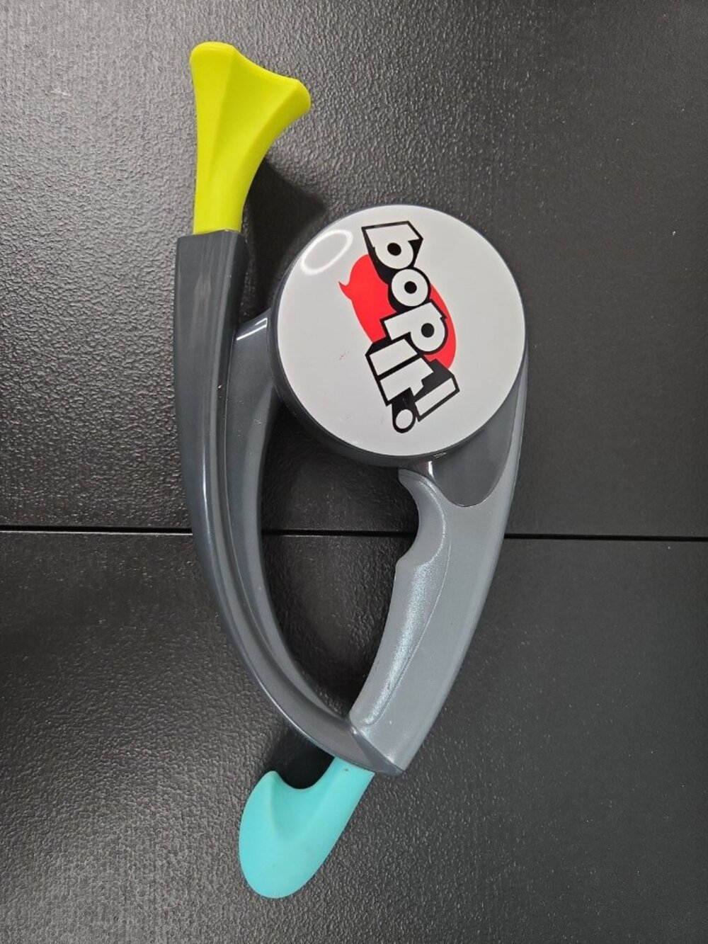 Hasbro Bop It! 2015 multicolor electronic game *WORKS*